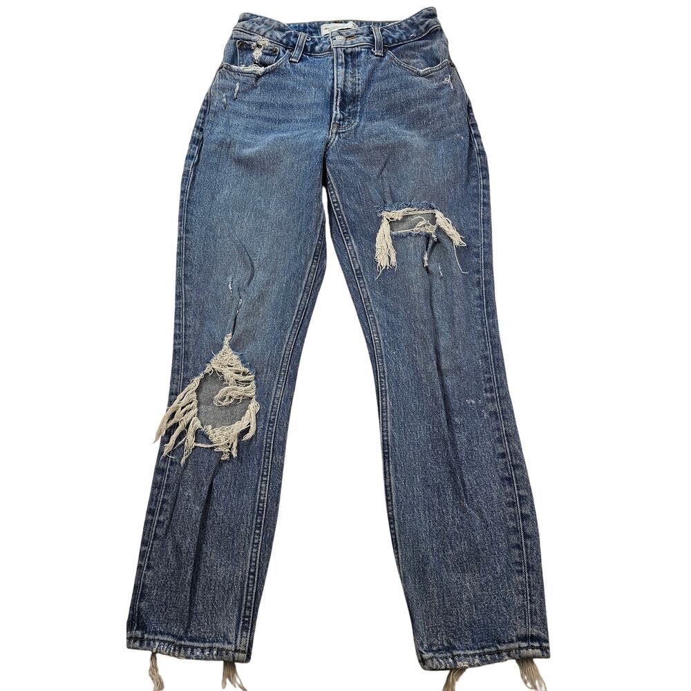 A&F high rise mom jeans 0R 25 distressed EUC casual blue everyday comfort